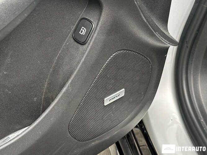 Chevrolet Volt 53 interauto-car