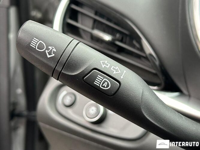 Chevrolet Volt 42 interauto-car