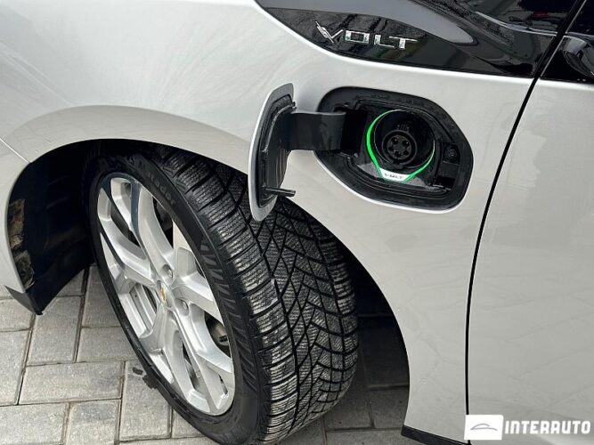 Chevrolet Volt 39 interauto-car