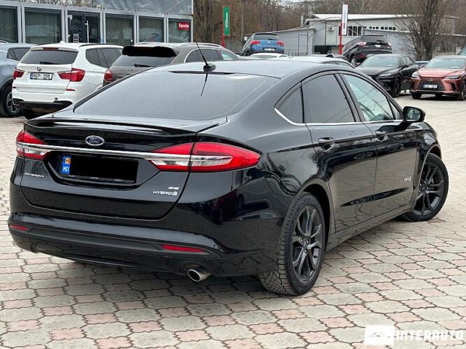 Ford Fusion 29 interauto-car