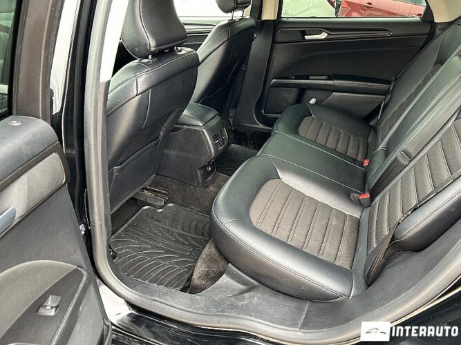 Ford Fusion 40 interauto-car