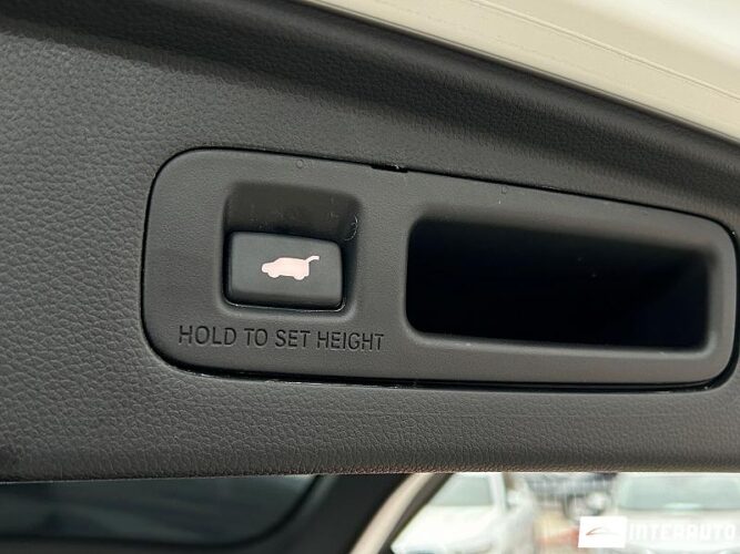 Honda CR-V 50 interauto-car