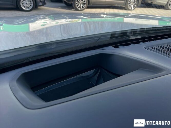 BMW 745e Plug-in hybrid 46 interauto-car