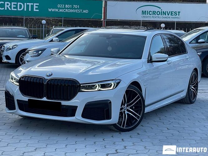 BMW 745e Plug-in hybrid 43 interauto-car