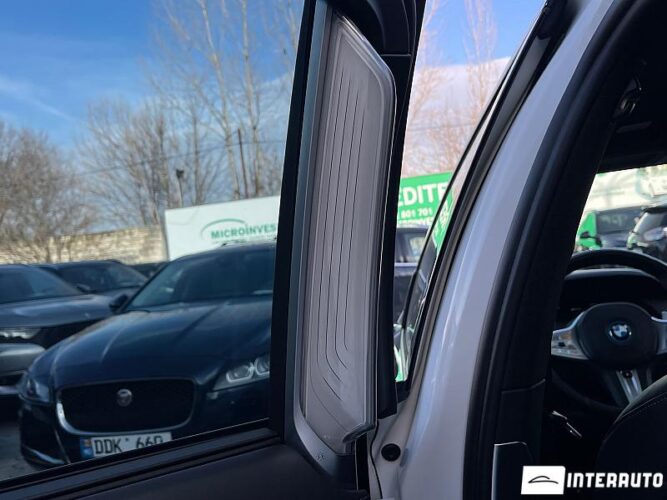 BMW 745e Plug-in hybrid 66 interauto-car