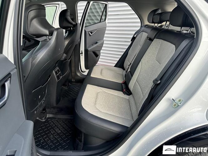 Kia Niro 45 interauto-car