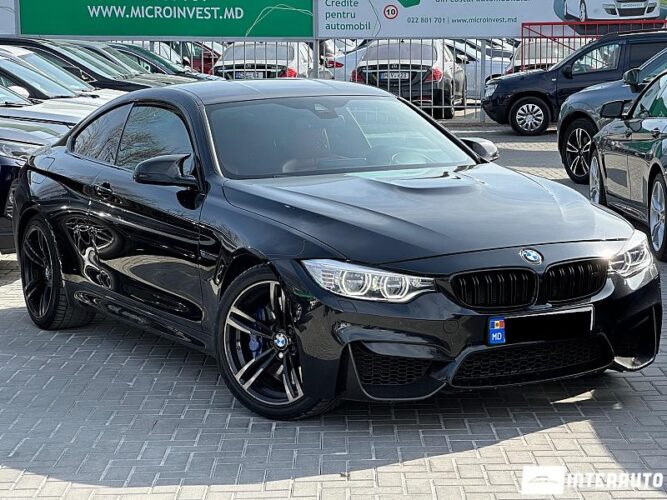 BMW M4 39 interauto-car