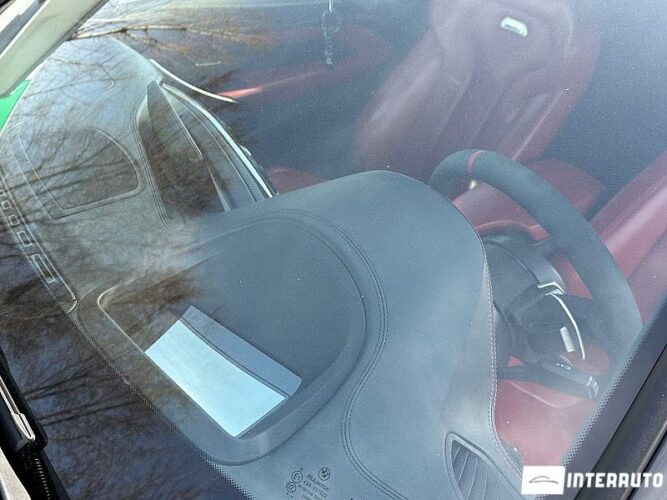 BMW M4 60 interauto-car