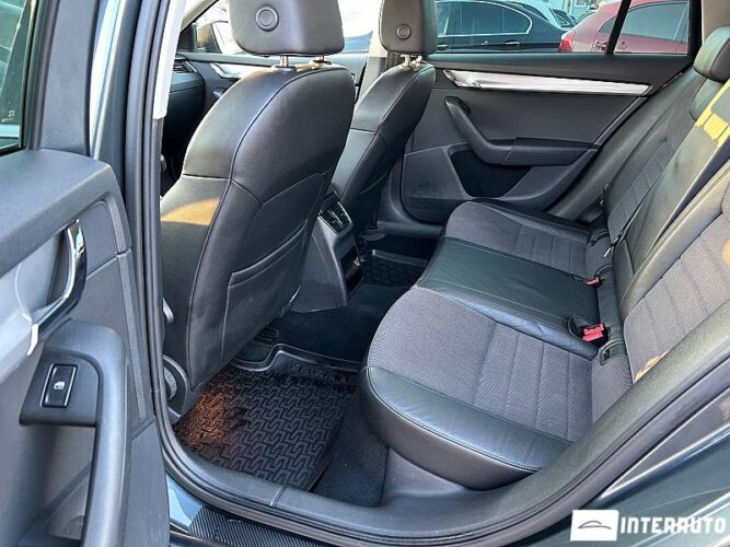 Skoda Octavia 43 interauto-car