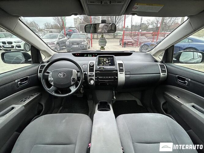 Toyota Prius 33 interauto-car