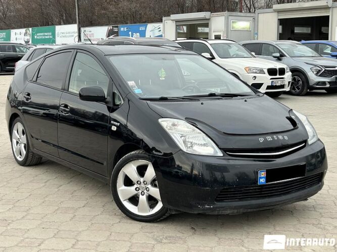 Toyota Prius 29 interauto-car