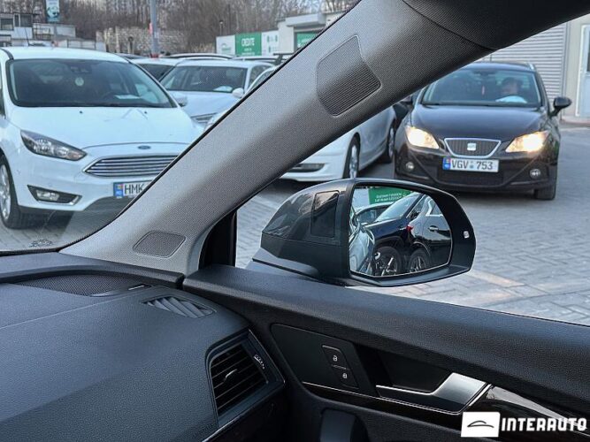 Audi Q5 68 interauto-car