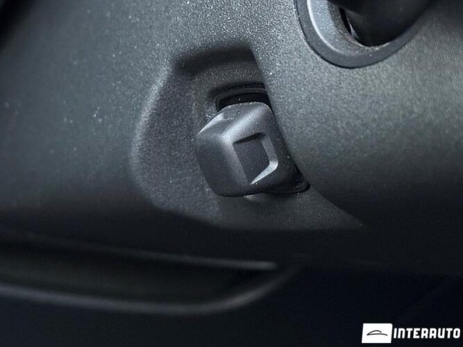 Audi Q5 65 interauto-car