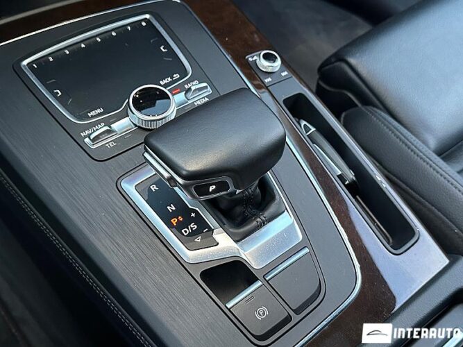 Audi Q5 63 interauto-car