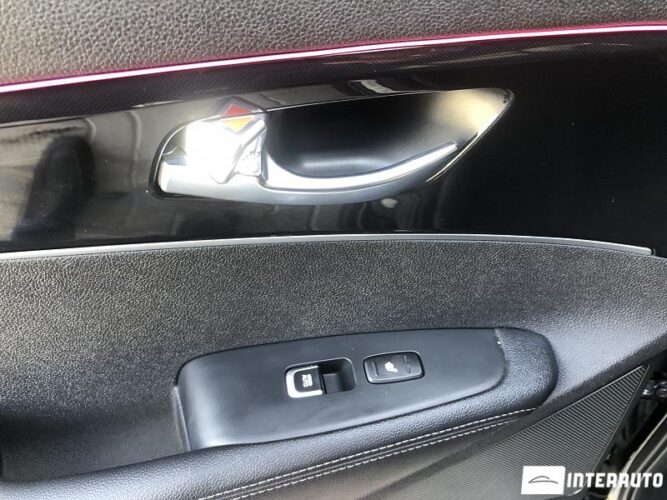 Kia Sorento 44 interauto-car