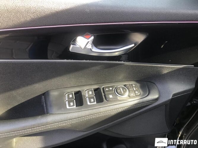 Kia Sorento 43 interauto-car