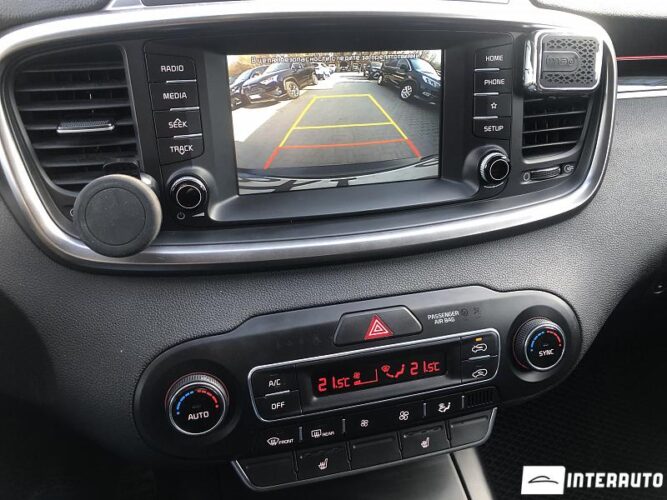 Kia Sorento 40 interauto-car