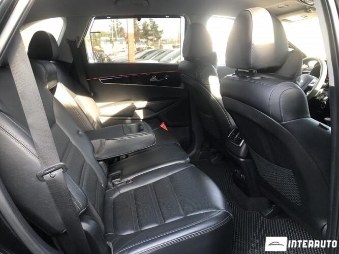 Kia Sorento 36 interauto-car