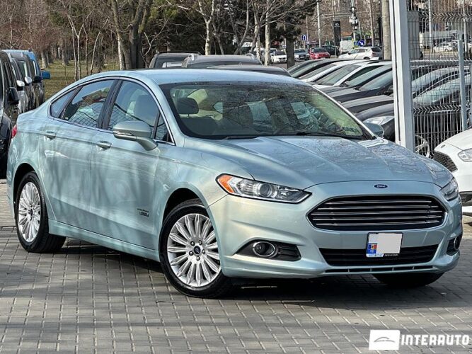 Ford Fusion 31 interauto-car