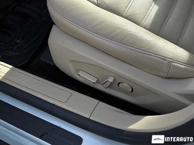 Ford Fusion 38 interauto-car