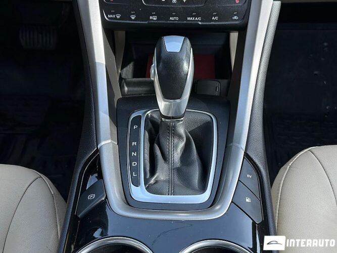 Ford Fusion 45 interauto-car