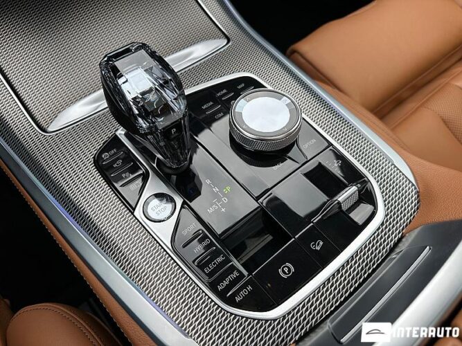 BMW X5 4.5e 53 interauto-car