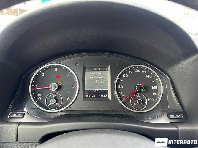 Volkswagen Tiguan 38 interauto-car
