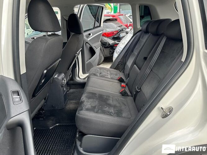 Volkswagen Tiguan 47 interauto-car