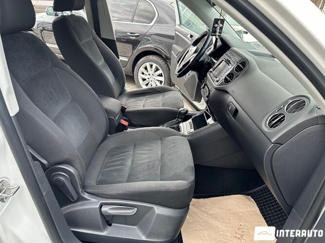 Volkswagen Tiguan 46 interauto-car
