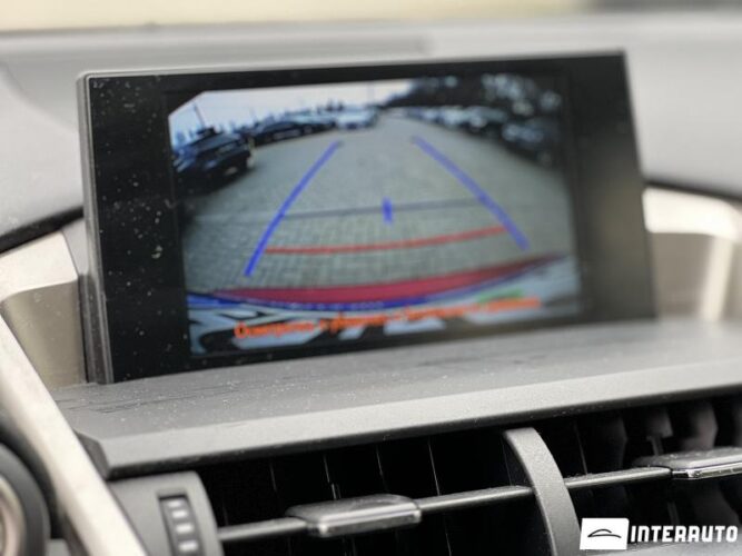 Lexus NX 300H 39 interauto-car