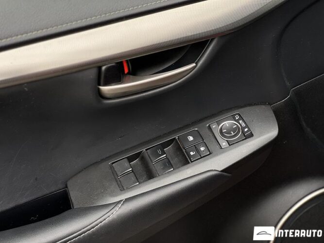 Lexus NX 300H 34 interauto-car