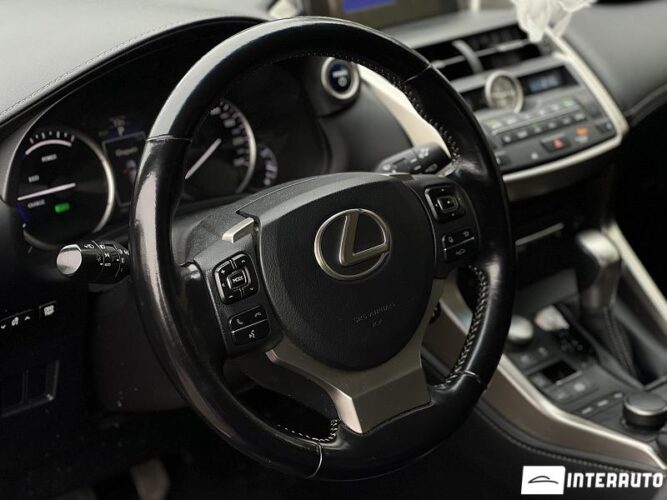 Lexus NX 300H 36 interauto-car