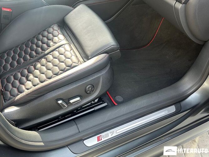 Audi RS7 54 interauto-car