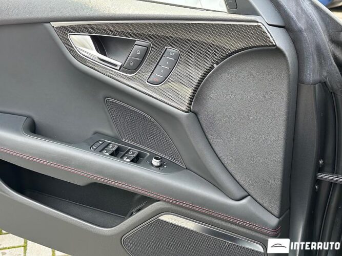 Audi RS7 57 interauto-car