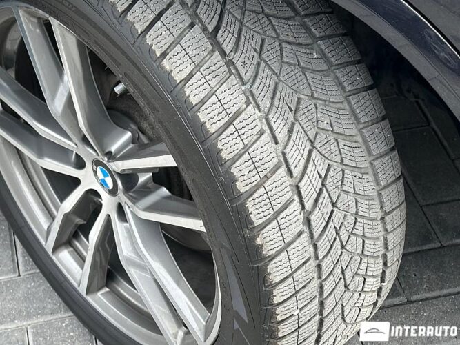 BMW X3 2.0D 53 interauto-car
