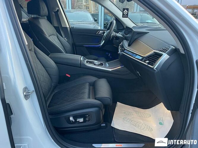 BMW X7 4.0i 47 interauto-car