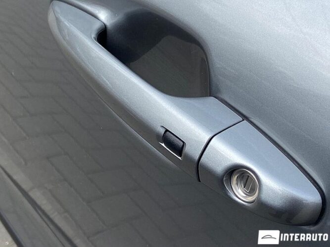 Kia Niro 40 interauto-car