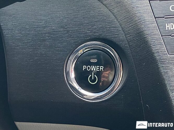 Toyota Prius 43 interauto-car