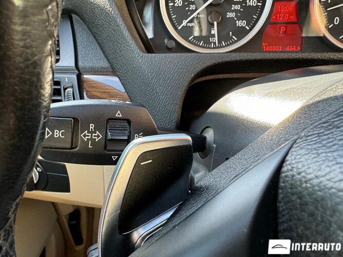 BMW X6 3.5i 54 interauto-car