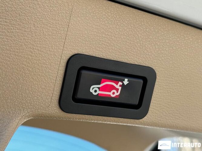 BMW X6 3.5i 59 interauto-car