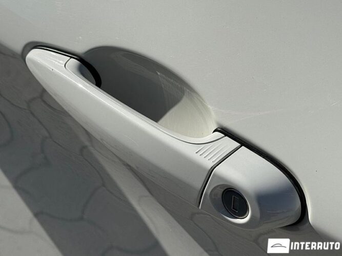 BMW X6 3.5i 61 interauto-car