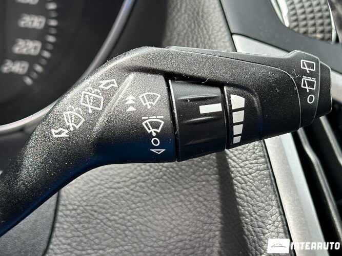 Ford Focus 46 interauto-car