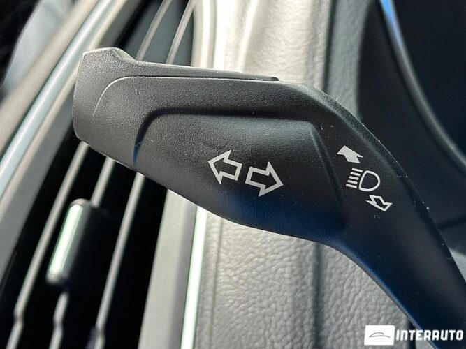 Ford Focus 47 interauto-car