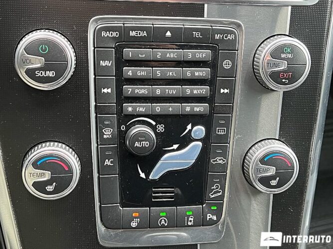 Volvo XC 60 43 interauto-car