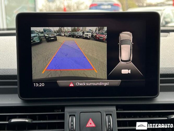 Audi Q5 43 interauto-car