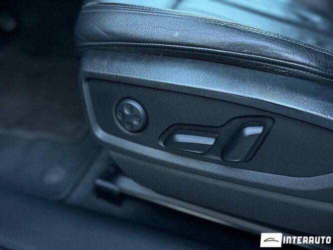 Audi Q5 46 interauto-car