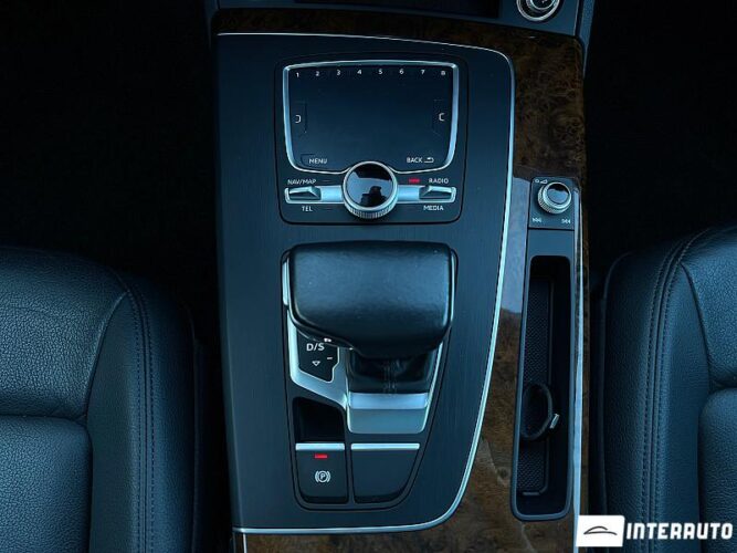Audi Q5 59 interauto-car