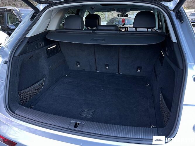 Audi Q5 65 interauto-car