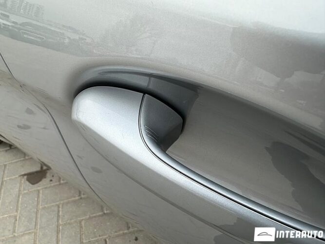 BMW 530e 42 interauto-car