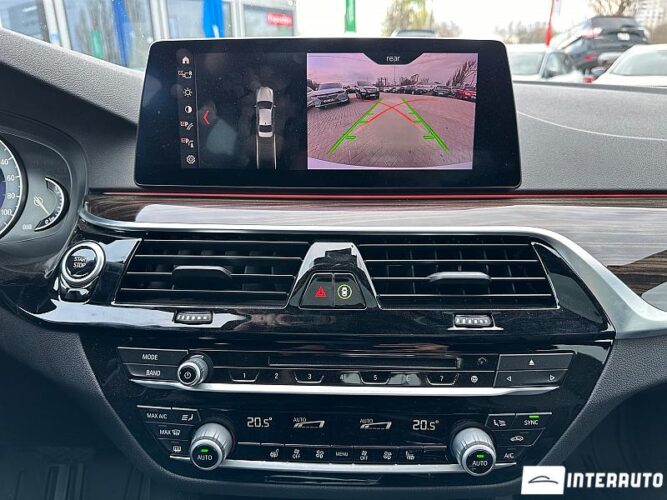 BMW 530e 52 interauto-car